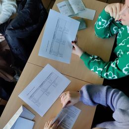 Leerlingen van IMK met hun cursus